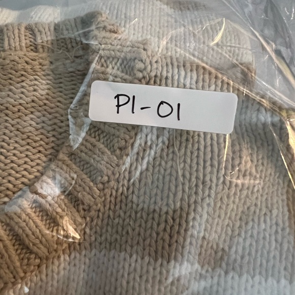 John Galt sweater - Picture 4 of 4